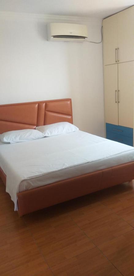 Holidays In Saranda Bagian luar foto