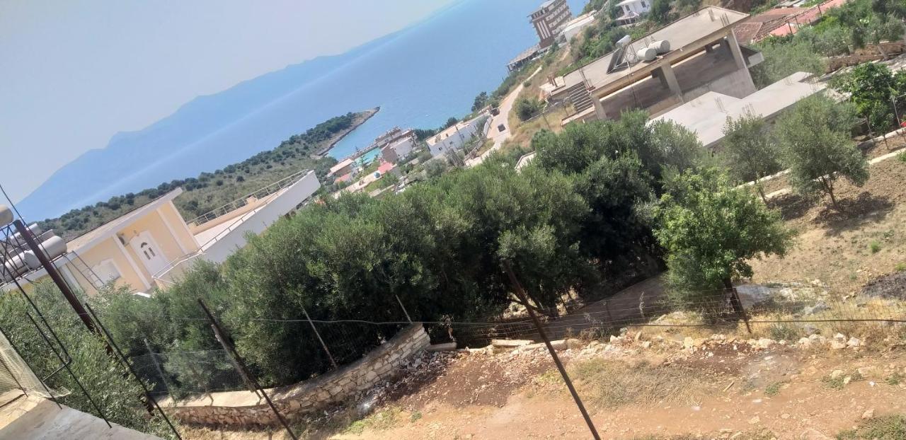 Holidays In Saranda Bagian luar foto
